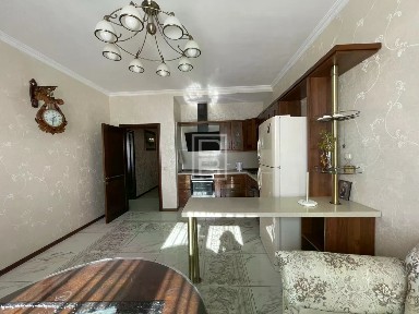 Продается 4-комн. квартира, 130 м²