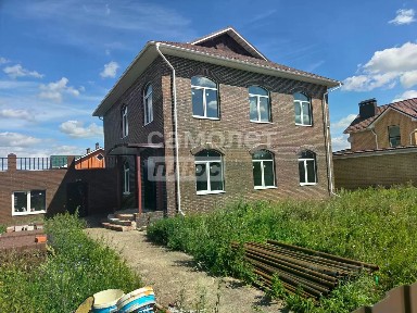 Продается 2-этажный дом, 227,3 м²