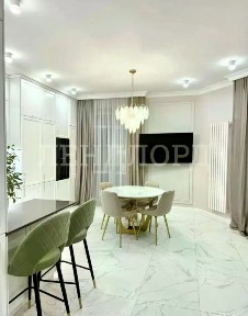 Продается 4-комн. квартира, 107 м²