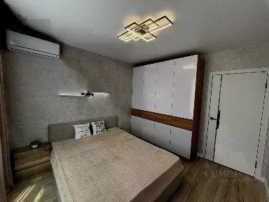 Продается 2-комн. квартира, 42 м²