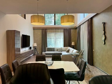 Продается 2-этажный дом, 263 м²