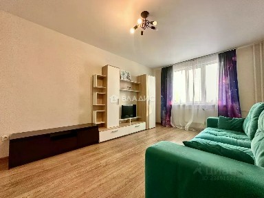 Продается 1-комн. квартира, 37,4 м²
