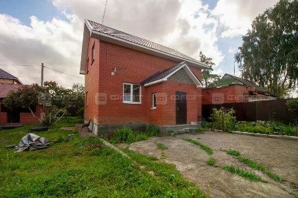 Продается 2-этажный дом, 120 м²