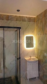 Продается 2-этажный дом, 135 м²