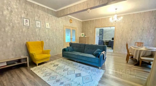 Продается 2-этажный коттедж, 304 м²
