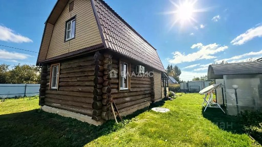 Продается 2-этажный дом, 100 м²