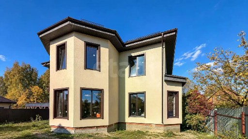 Продается 3-этажный дом, 480 м²