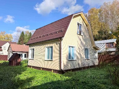 Продается 2-этажный дом, 104 м²