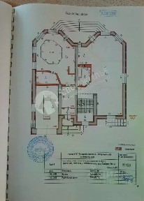 Продается 3-этажный дом, 350 м²