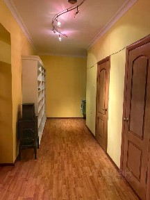 Продается 2-комн. квартира, 79,9 м²