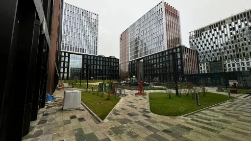 Москва, ЗАО, р-н Раменки, ул. Светланова, 11к2