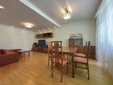 Продается 3-комн. квартира, 113 м²