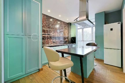 Продается 3-комн. квартира, 100 м²