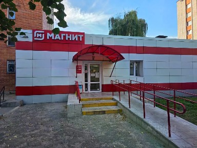 Продается торговая площадь, 305 м²