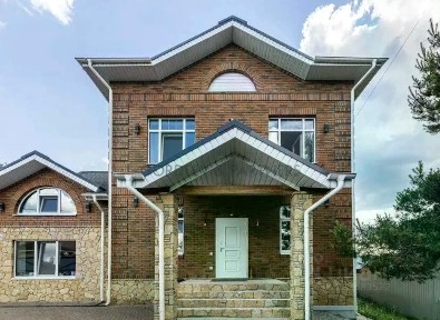 Сдается 3-этажный коттедж, 300 м²