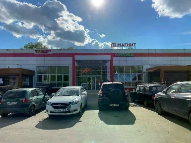 Продается торговая площадь, 1 450 м²