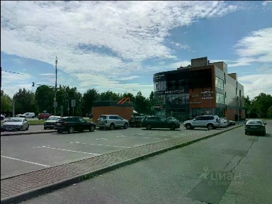 Продается торговая площадь, 4 372 м²