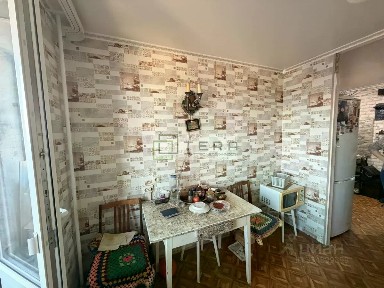 Продается 2-комн. квартира, 49,6 м²