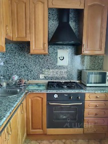 Продается 4-комн. квартира, 67,6 м²