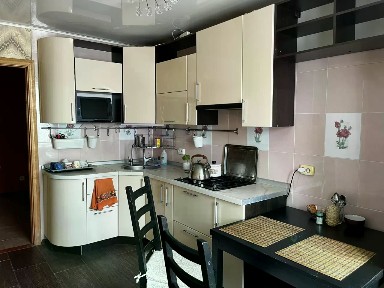Продается 4-комн. квартира, 105,5 м²