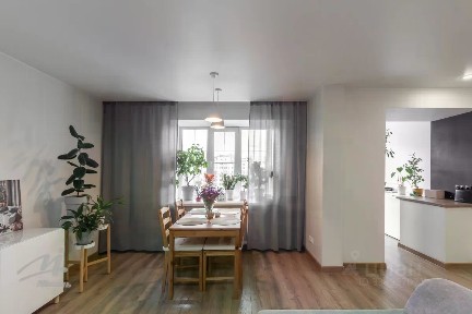 Продается 4-комн. квартира, 102,8 м²