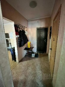 Омская область, Омск, Кировский, мкр. 6-й, ул. Перелета, 18