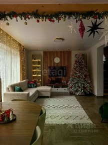 Продается 2-этажный дом, 200 м²