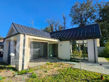 Продается 1-этажный дом, 80,6 м²