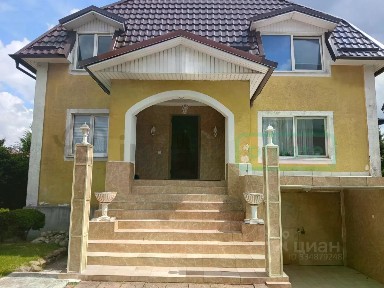 Продается 3-этажный дом, 272,5 м²