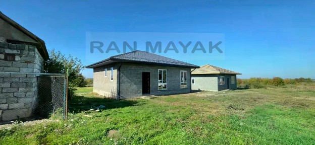 Продается 1-этажный дом, 102 м²
