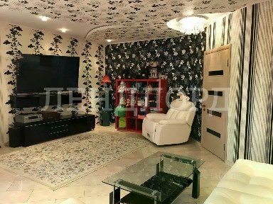 Продается 2-комн. квартира, 83,6 м²
