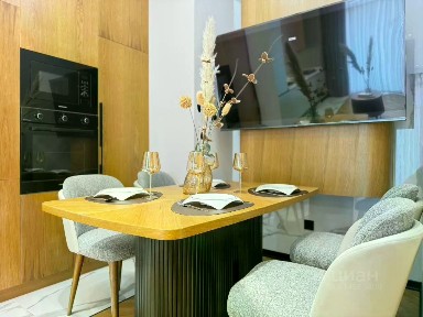 Продается 2-комн. квартира, 60 м²
