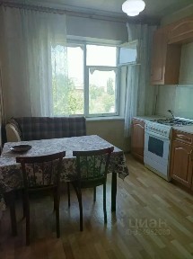Продается 3-комн. квартира, 64 м²