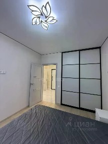 Продается 1-комн. квартира, 42 м²