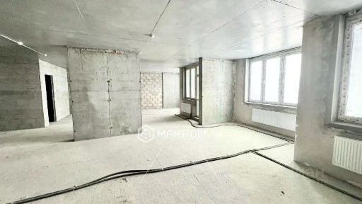 Продается 4-комн. квартира, 107 м²