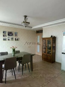 Продается 4-комн. квартира, 146,9 м²