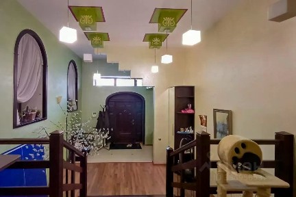 Продается 3-этажный коттедж, 560 м²