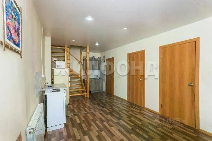 Продается 5-этажный дом, 84 м²