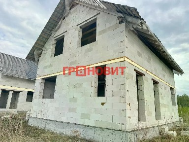 Продается 2-этажный дом, 140 м²