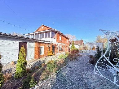 Продается 2-этажный коттедж, 187,6 м²