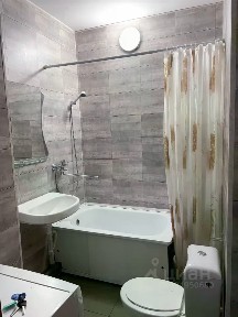 Челябинская область, Челябинск, р-н Советский, ул. Толбухина, 5