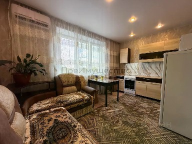 Продается 1-комн. квартира, 42 м²