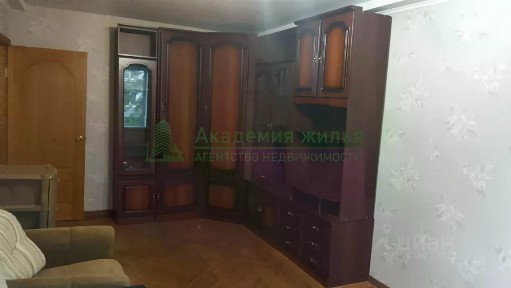 Саратовская область, Саратов, р-н Октябрьский, мкр. Клинический, ул. Имени С. Т. Разина, 5