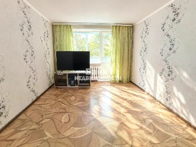 Продается 2-комн. квартира, 52,4 м²