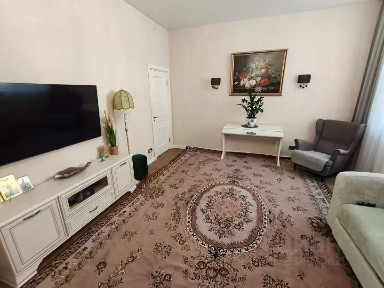 Продается 2-комн. квартира, 69 м²