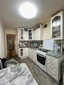 Продается 4-комн. квартира, 74,8 м²