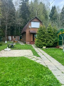 Продается 2-этажный дом, 200 м²