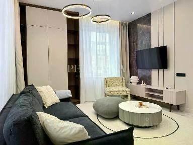 Продается 3-этажный таунхаус, 150 м²