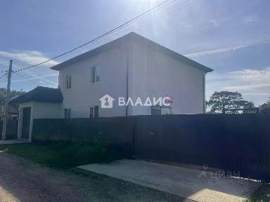 Продается 2-этажный дом, 209 м²