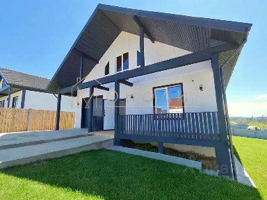 Продается 2-этажный дом, 170 м²